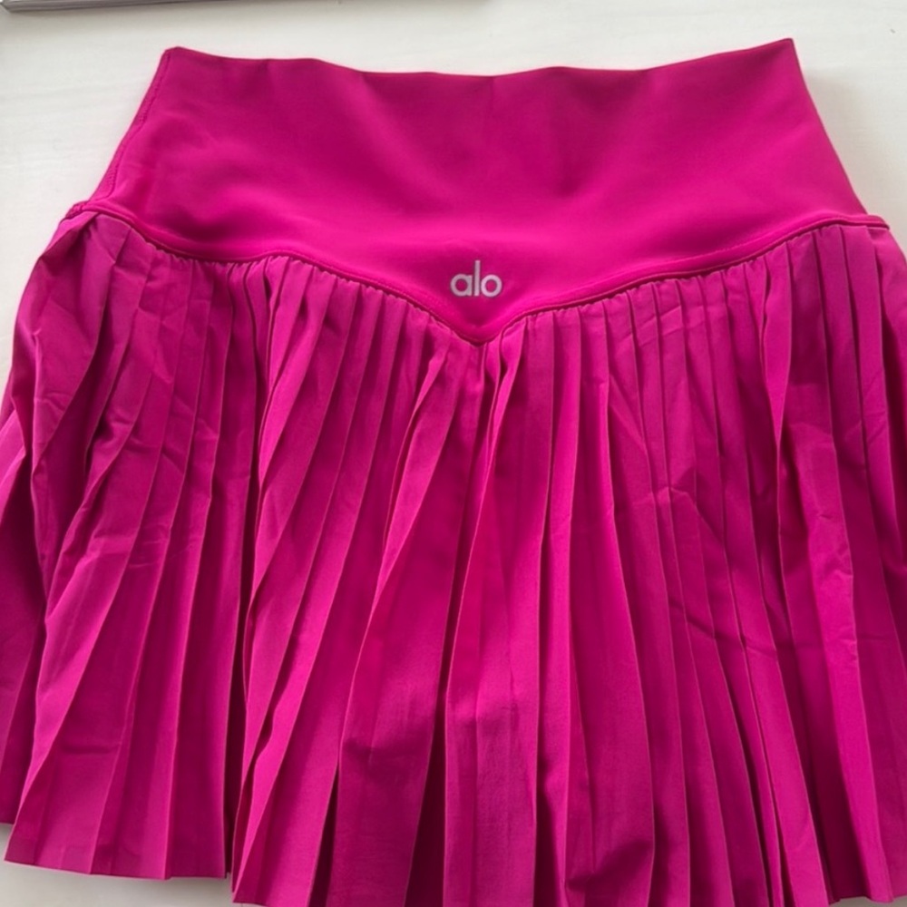 ALO Yoga Pink Grand Slam tennis Mini Skirt  sold out color!